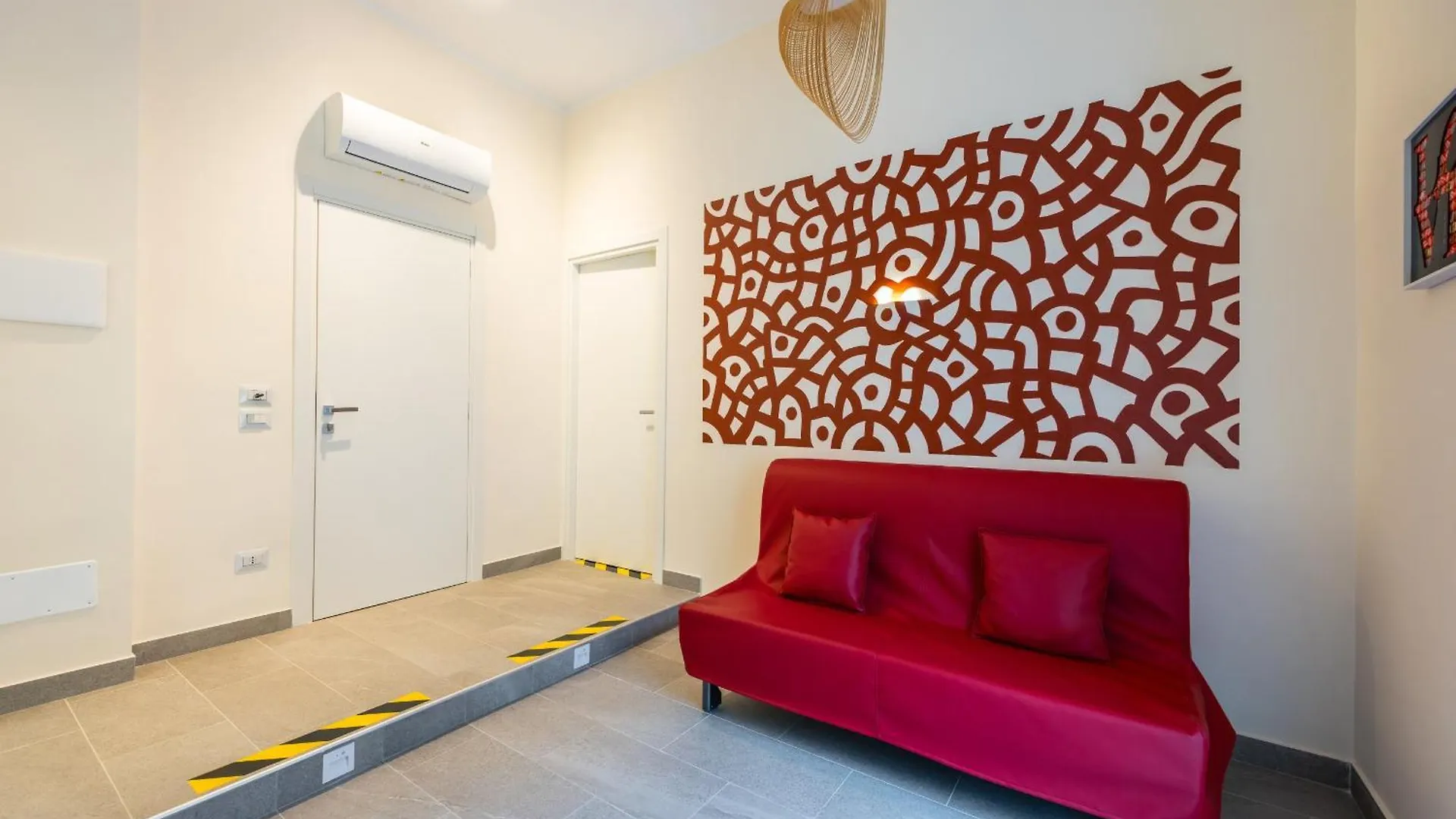 Central Station Housing Apartments II By Wonderful Italy Naples