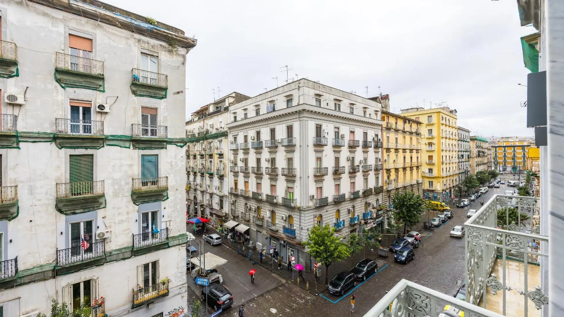 Central Station Housing Apartments II By Wonderful Italy Naples